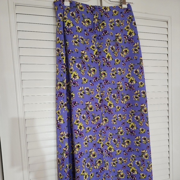 Women long Skirt GB size small - Picture 1 of 3